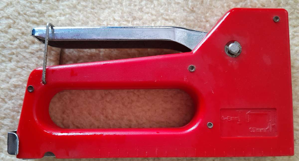 LT-207A Light-duty Staple Gun