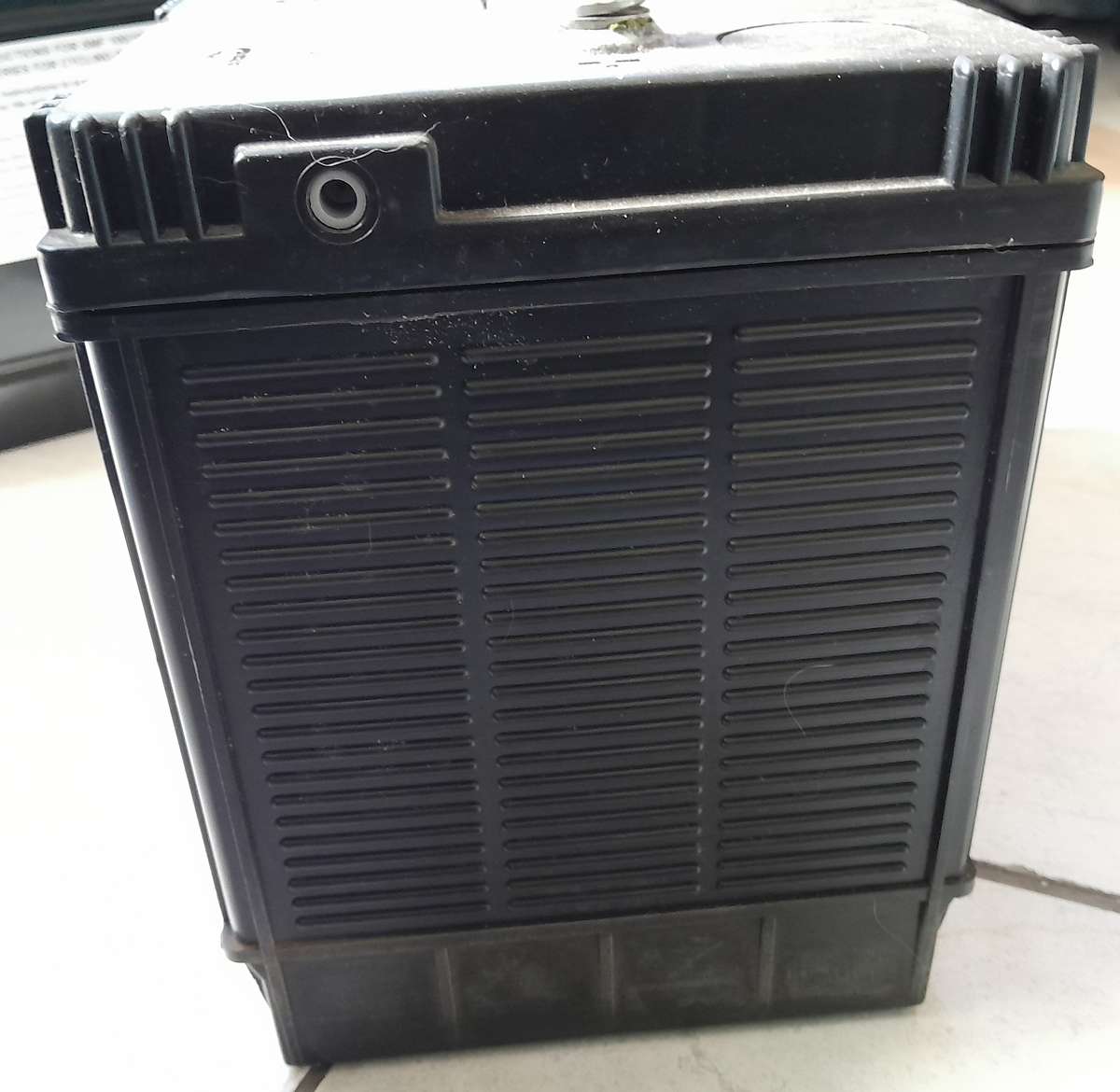 Excis FMF 102 12V lead-calcium deep-cycle battery 102 Ah.  Solar energy, backup power. Almost New.