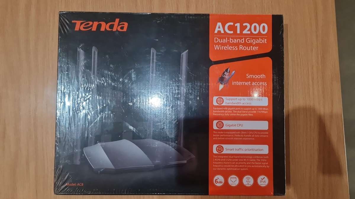 Tenda Router AC1200 Dual Band Gigabit WiFi AC8