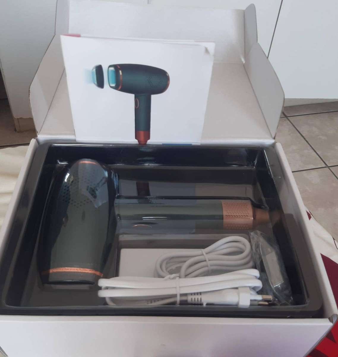 IPL LASER HAIR REMOVER/SHAVER FOR SALE