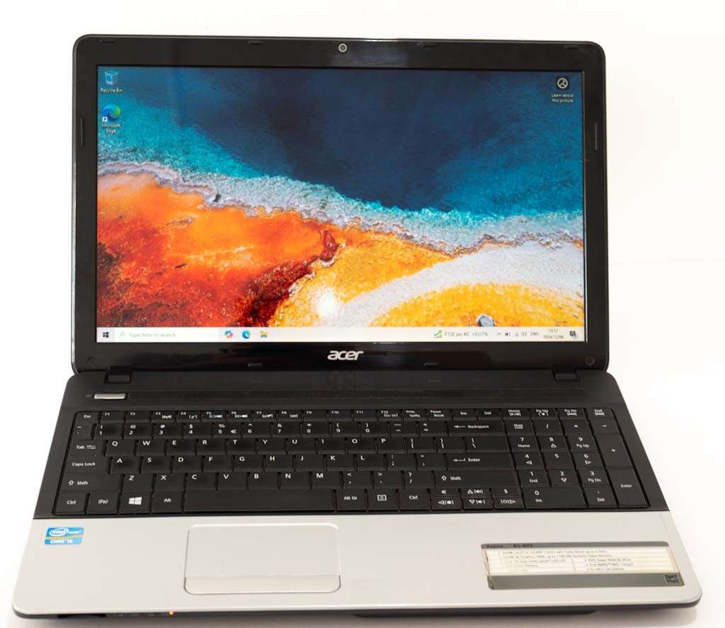 Acer Aspire | Intel i5 | 3rd gen | 8GB RAM | 256GB | Siver/Black