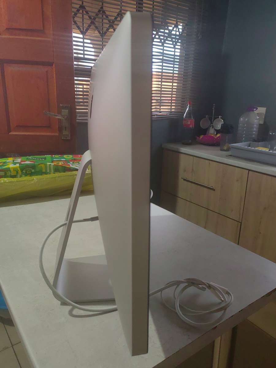 Apple Thunderbolt Display 27-Inch