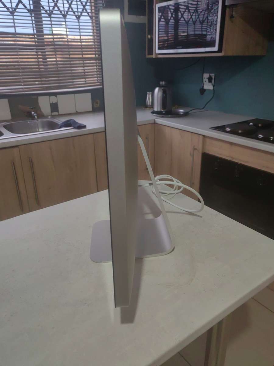 Apple Thunderbolt Display 27-Inch