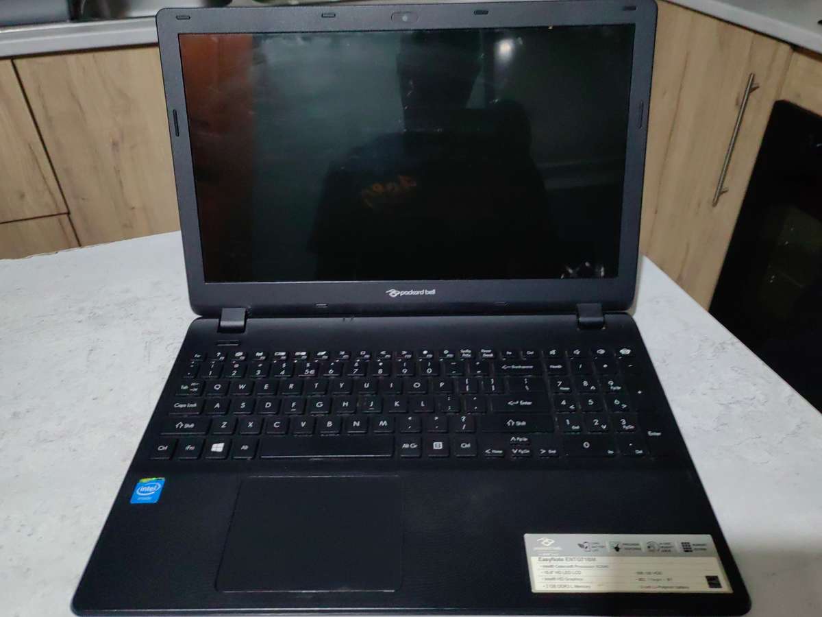 Packard bell Eazynote ENTG71BM