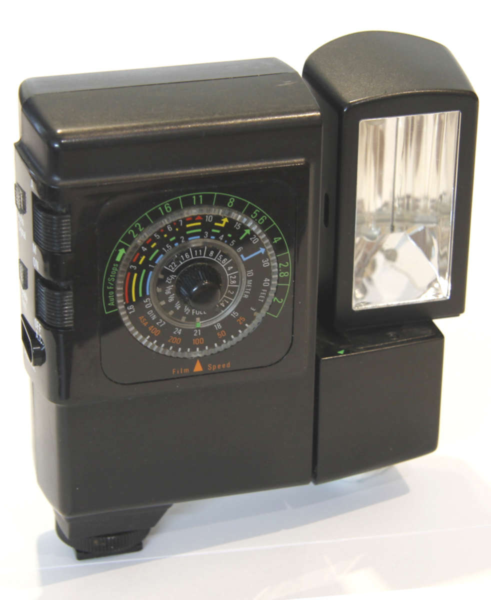 SUNPAK Auto Zoom 3000 Flash