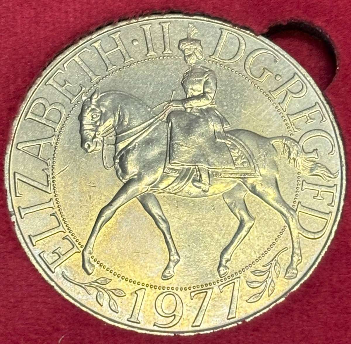 1977 Queen Elizabeth II commemorative coin