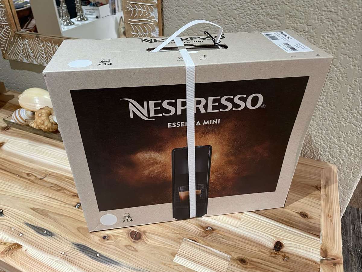 Nespresso Essenza Mini - White