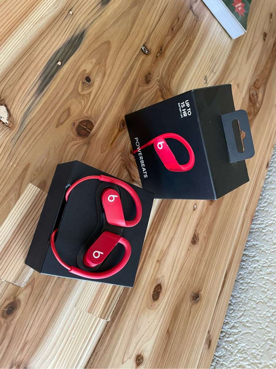 Powerbeats Wireless Earphones - Red