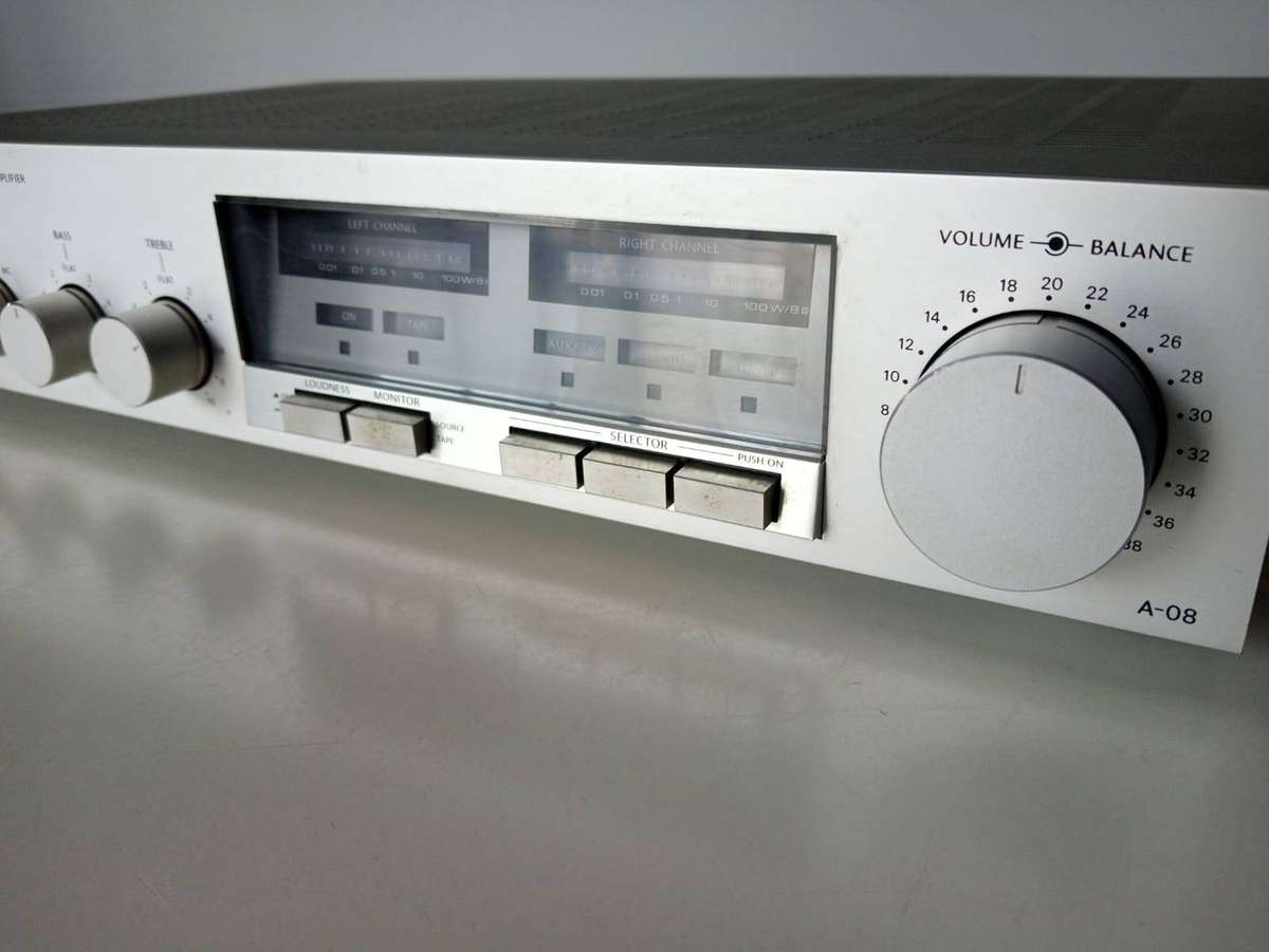 Onkyo A-08 Stereo Integrated Amplifier