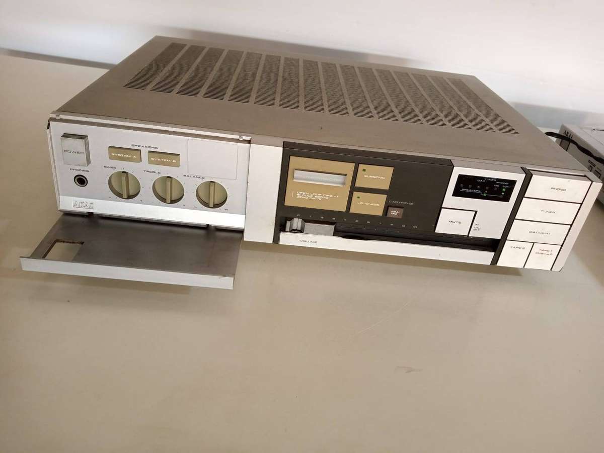 Akai AM-U5 Stereo Integrated Amplifier