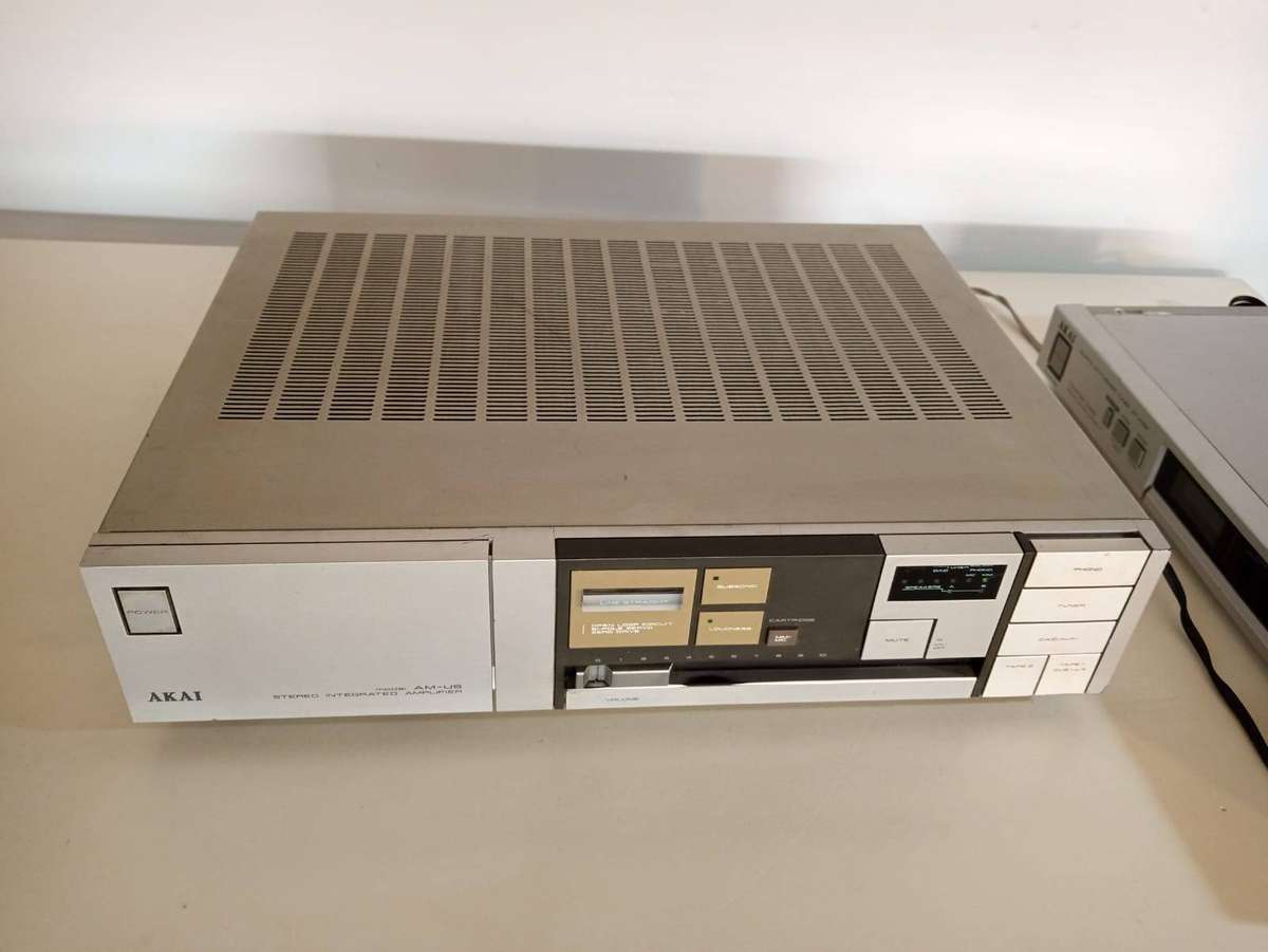 Akai AM-U5 Stereo Integrated Amplifier