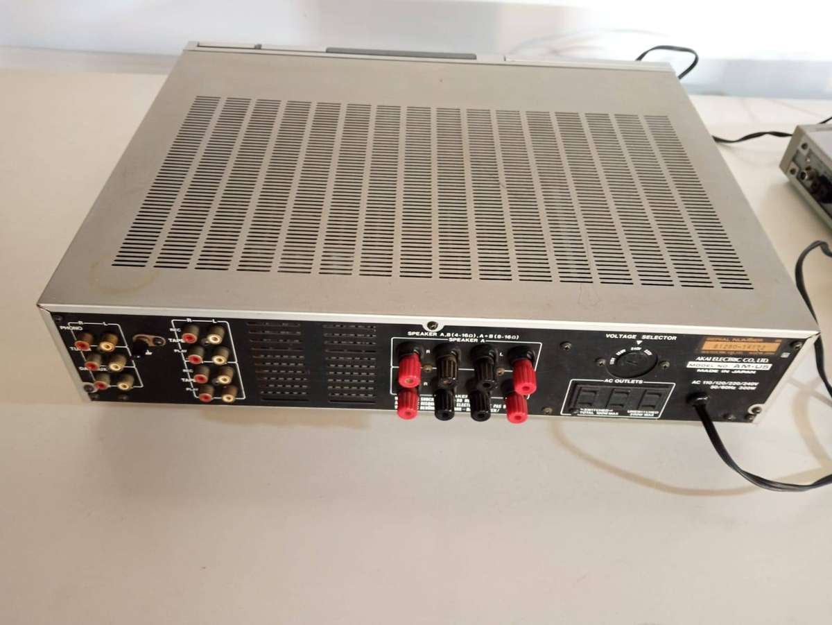 Akai AM-U5 Stereo Integrated Amplifier