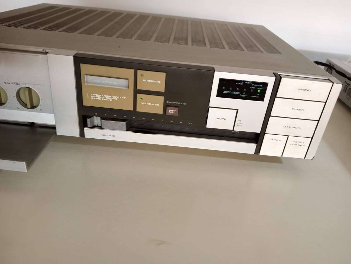 Akai AM-U5 Stereo Integrated Amplifier