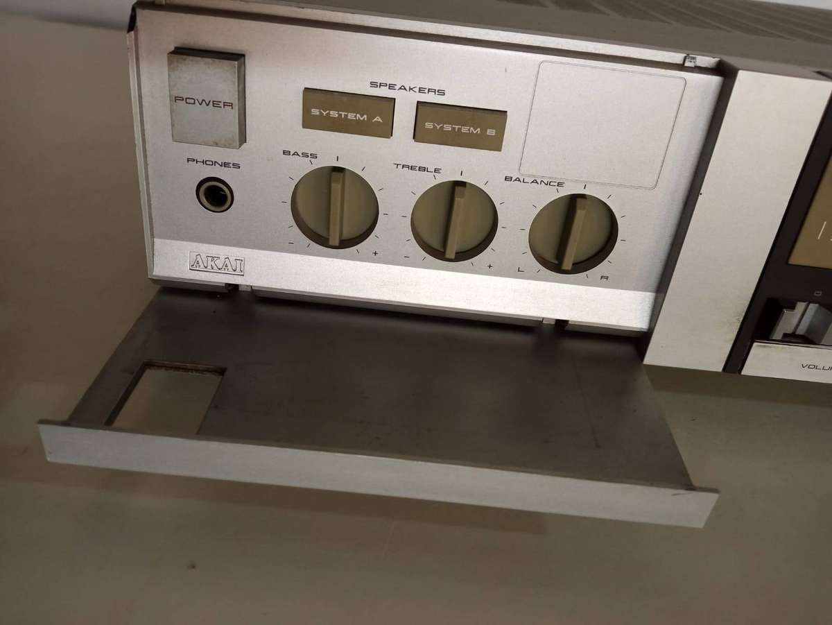Akai AM-U5 Stereo Integrated Amplifier