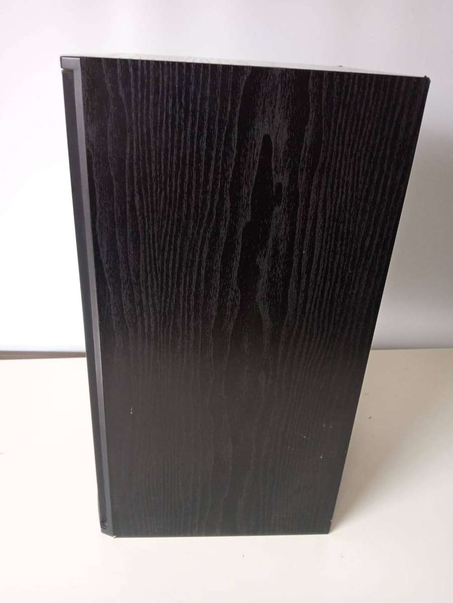 Boston Acoustics CR9 Speaker