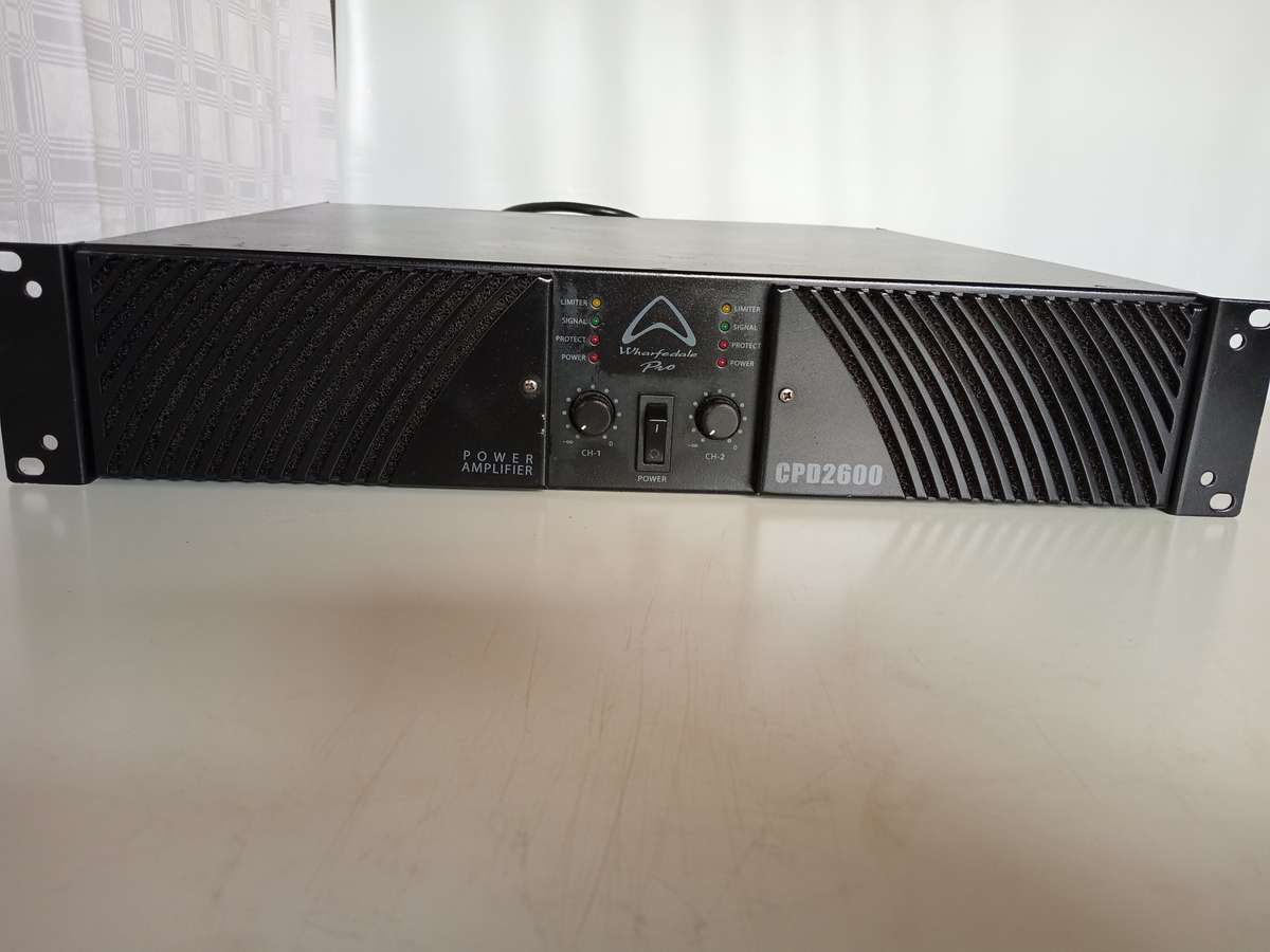 Wharfedale Pro CPD2600  Power Amplifier