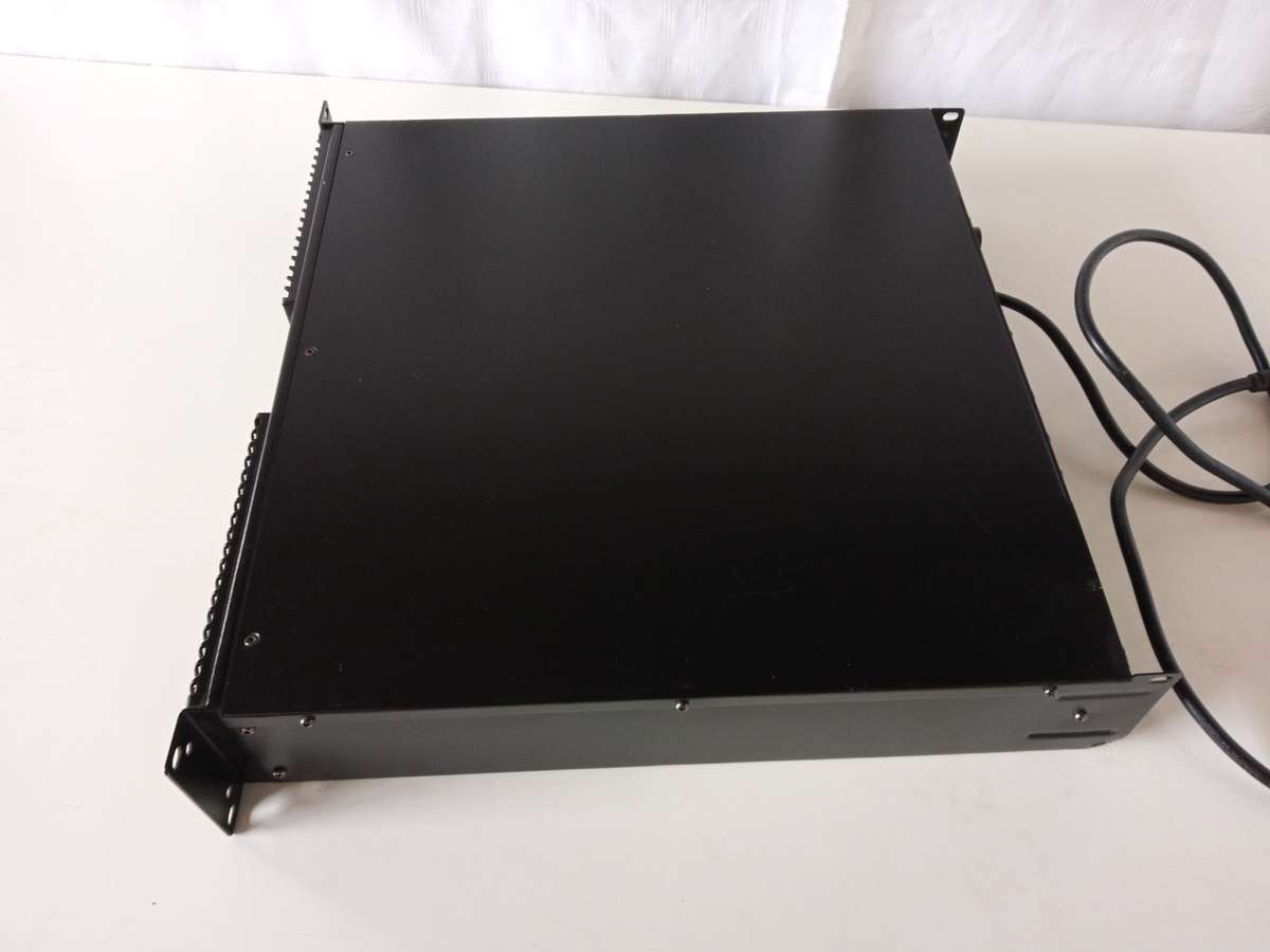 Wharfedale Pro CPD2600  Power Amplifier