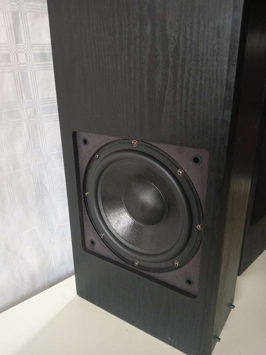 Acoustic Research (AR) Speakers