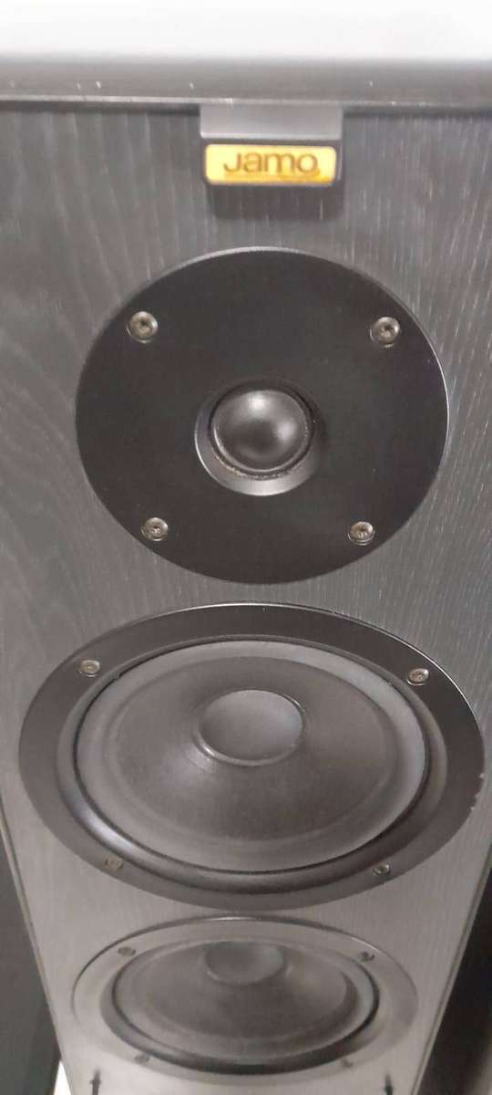 Jamo Cornet 70 IV Speakers