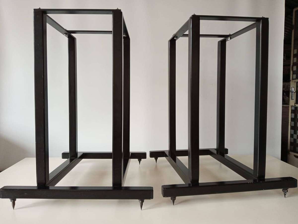 JBL LX400 Speakers