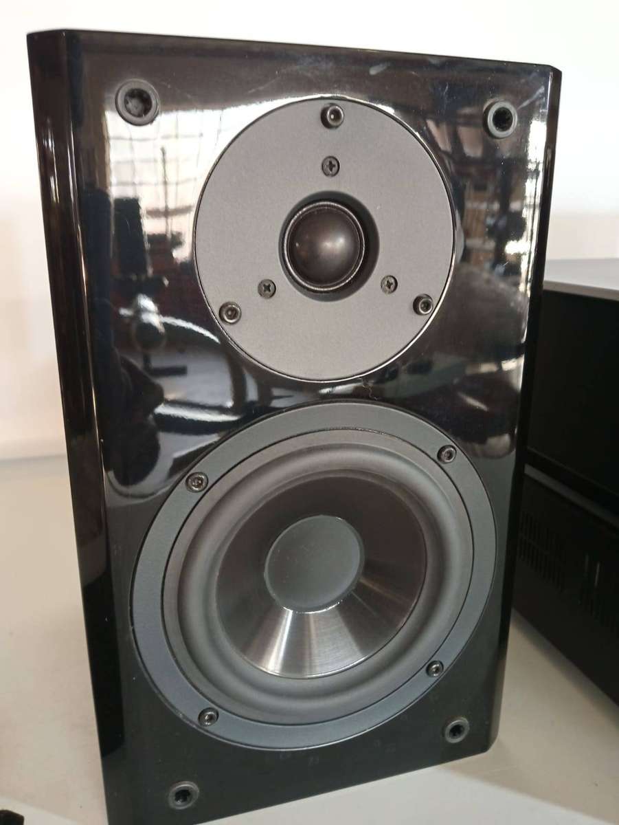 Yamaha E810 Natural Sound Hi-Fi