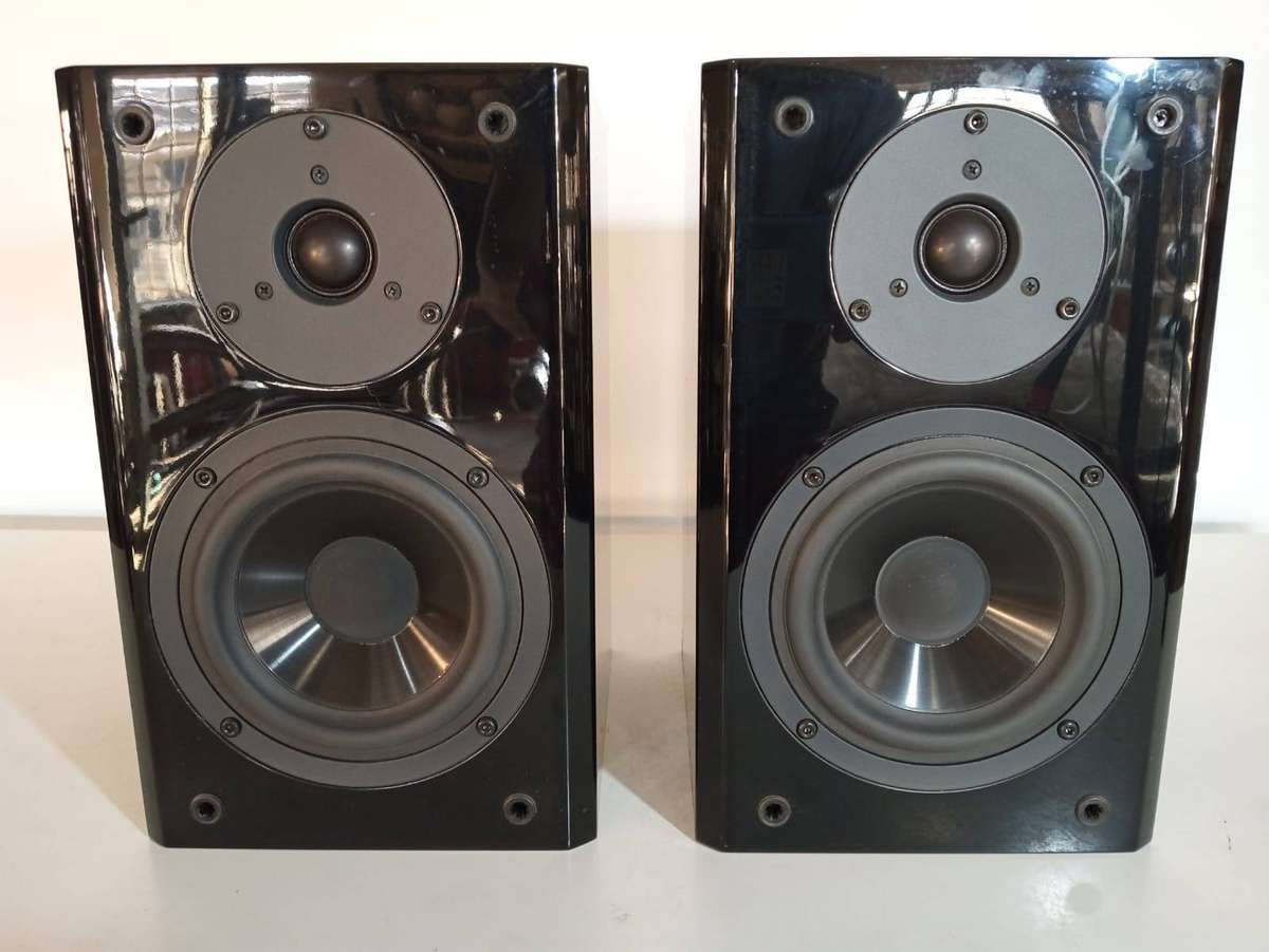 Yamaha E810 Natural Sound Hi-Fi