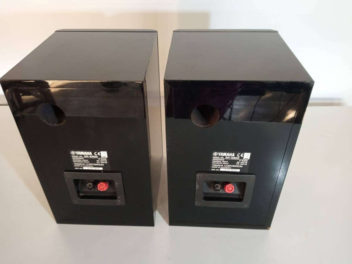 Yamaha E810 Natural Sound Hi-Fi