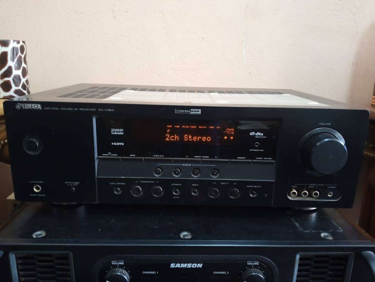 Yamaha RX-V363 Amplifier