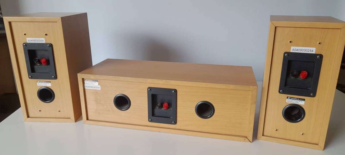 Sansui Centre & Surround Speakers