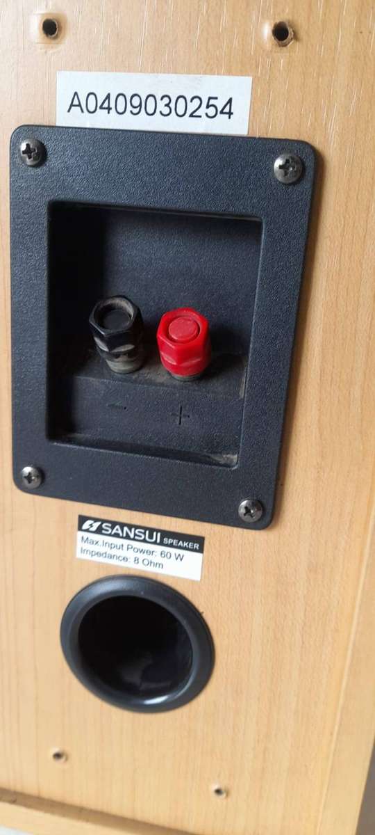 Sansui Centre & Surround Speakers