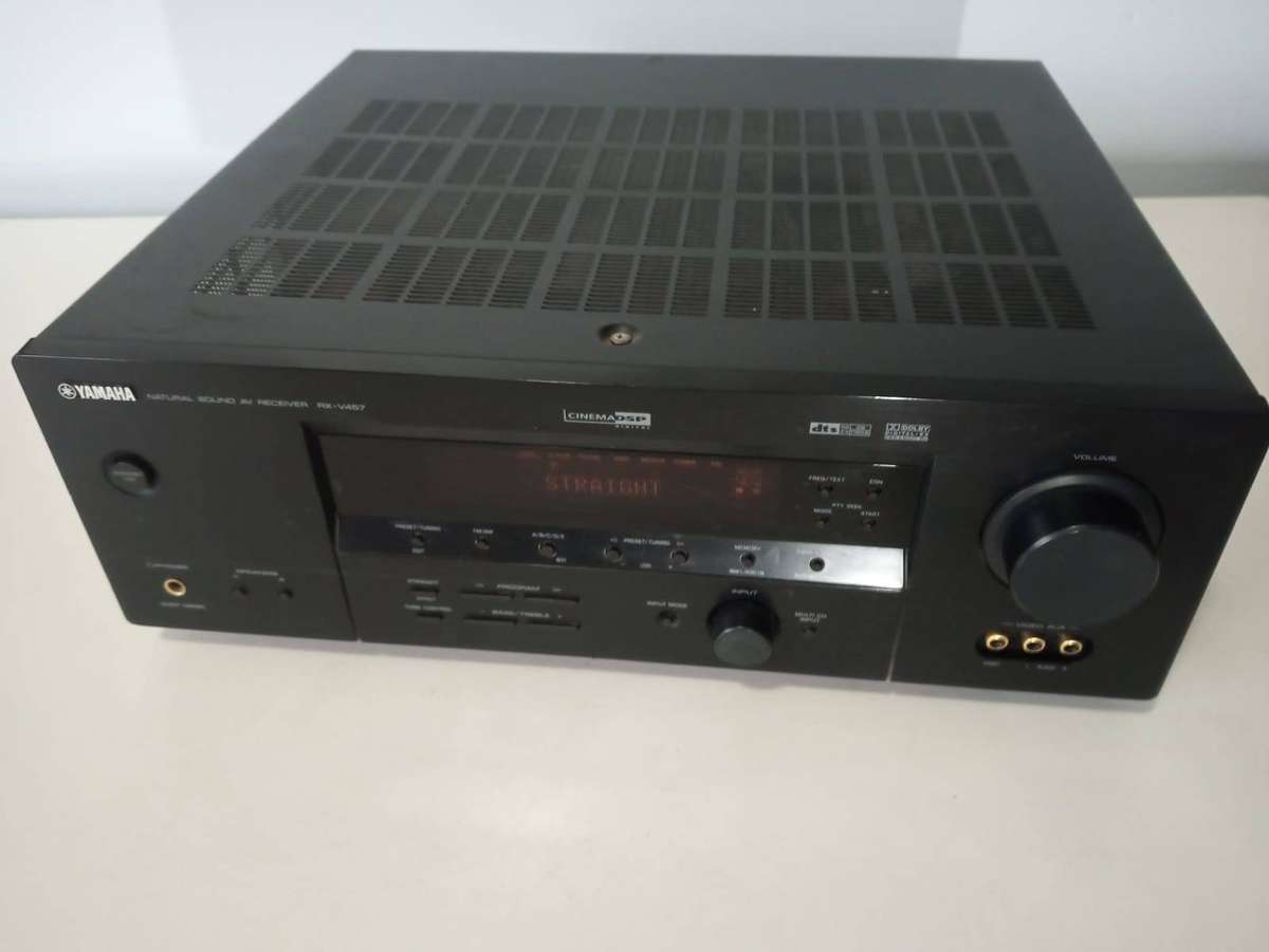 Yamaha RX-V457 Amplifier