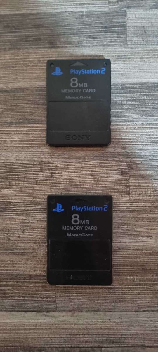 Playstation 2 PHAT Console + 2 x Controllers + 2 x Memory Cards + Original PS2 Carry bag