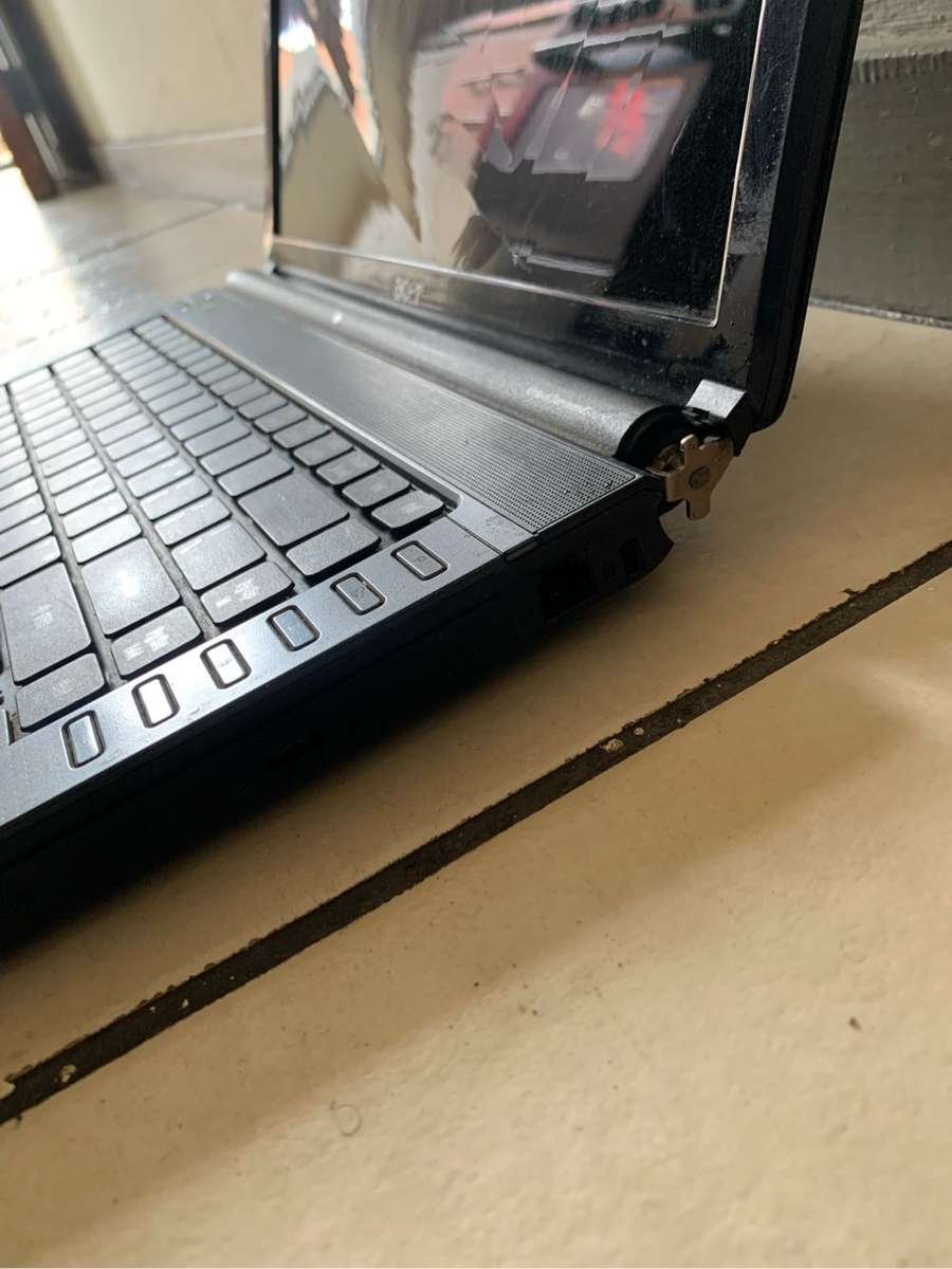 Acer Aspire 4736z Series Laptop, Intel Celeron, 500Gb Hdd, 3Gb Ram