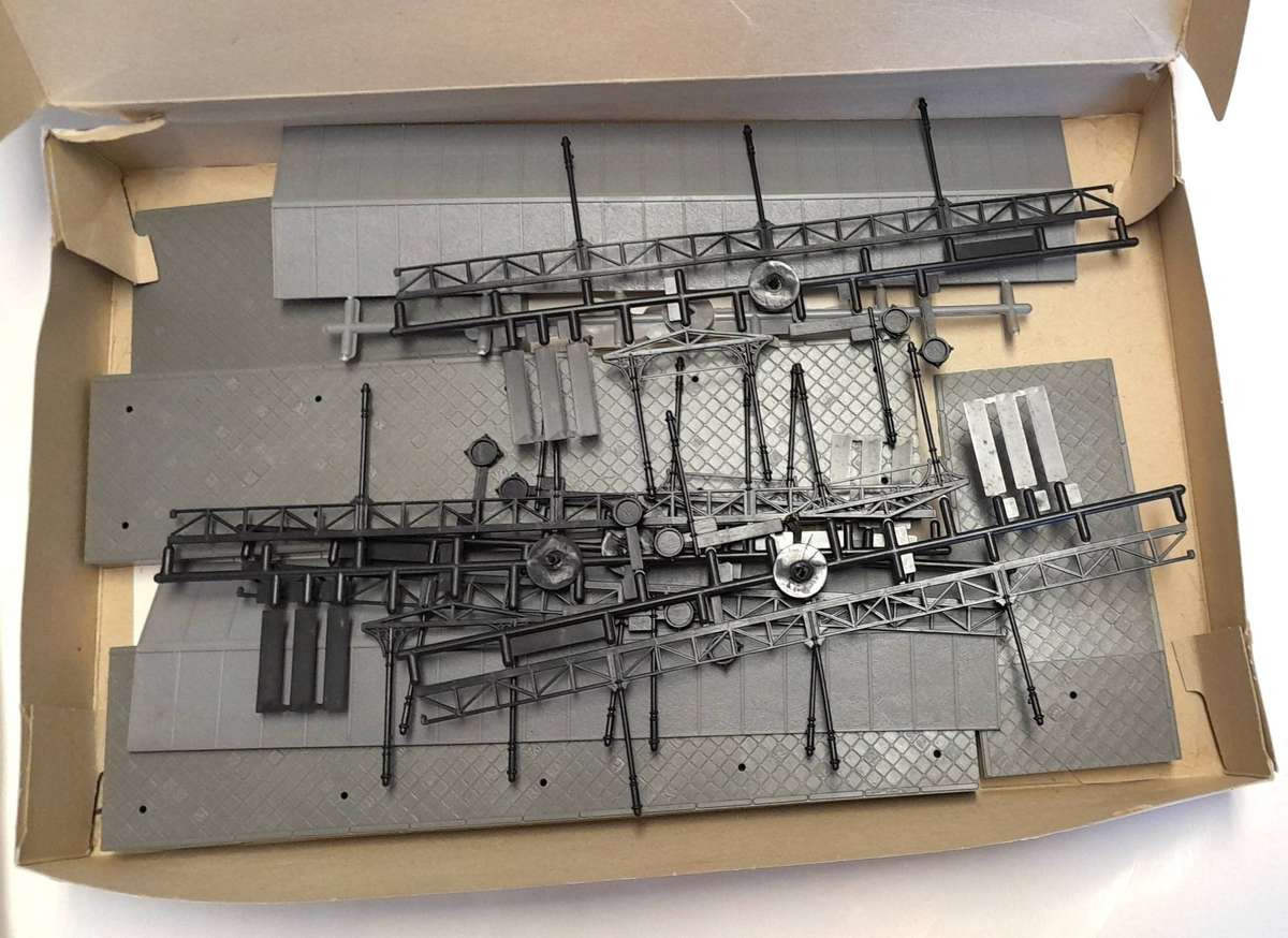 Model Power HO Station Platform Kit