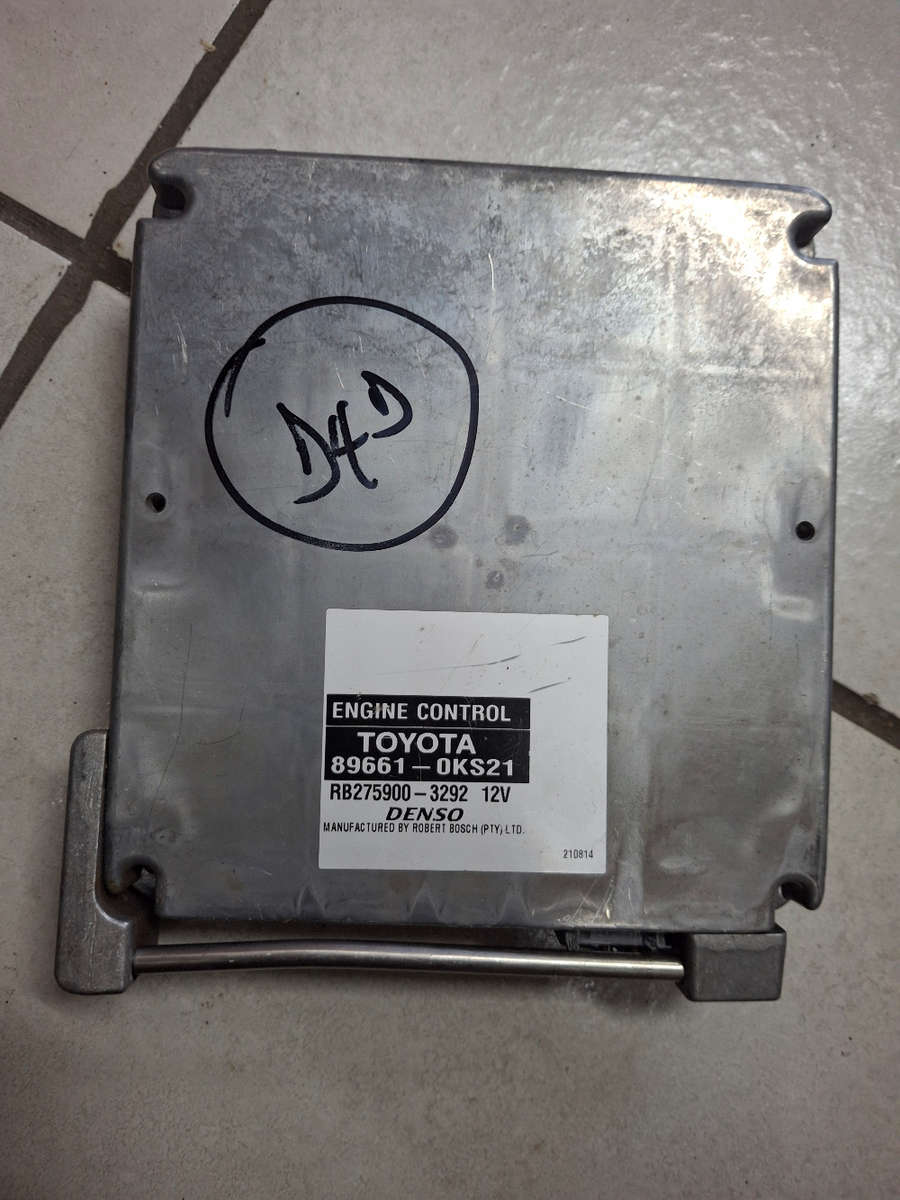 Toyota Hilux D4D computer box ECU