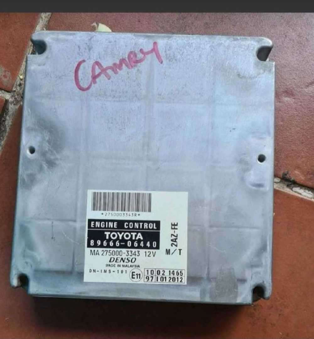 Toyota camry computer box ECU