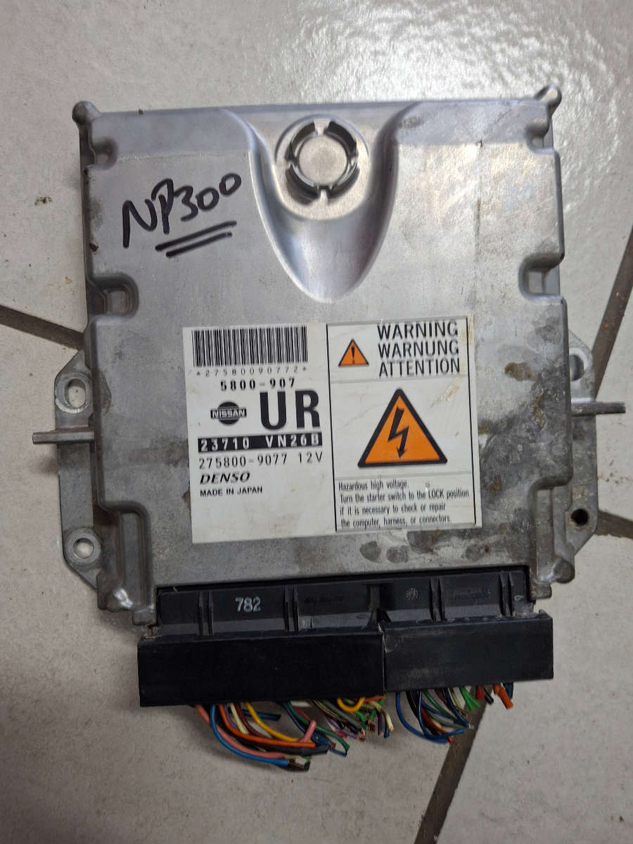 Nissan NP300 computer box ECU