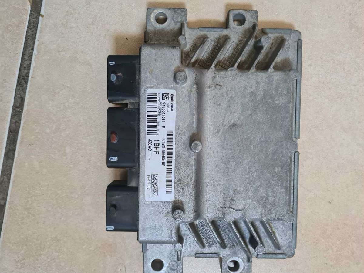 Ford fiesta computer box