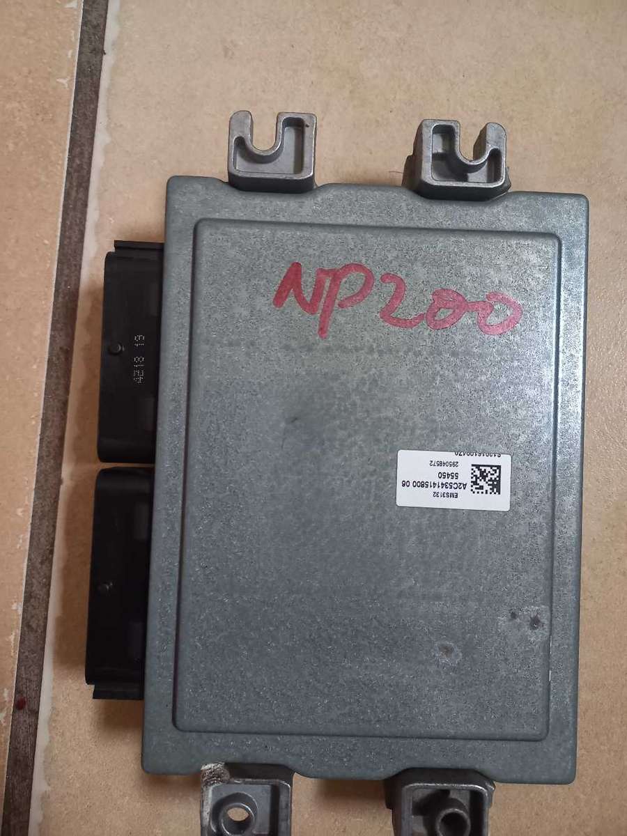 Nissan NP200 computer box ECU