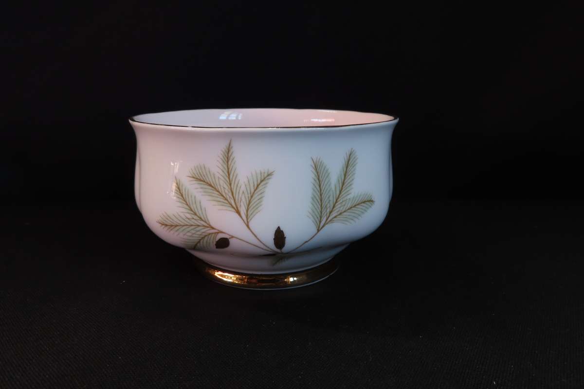 Royal Albert "Braemar" Sugar Bowl (Tea)