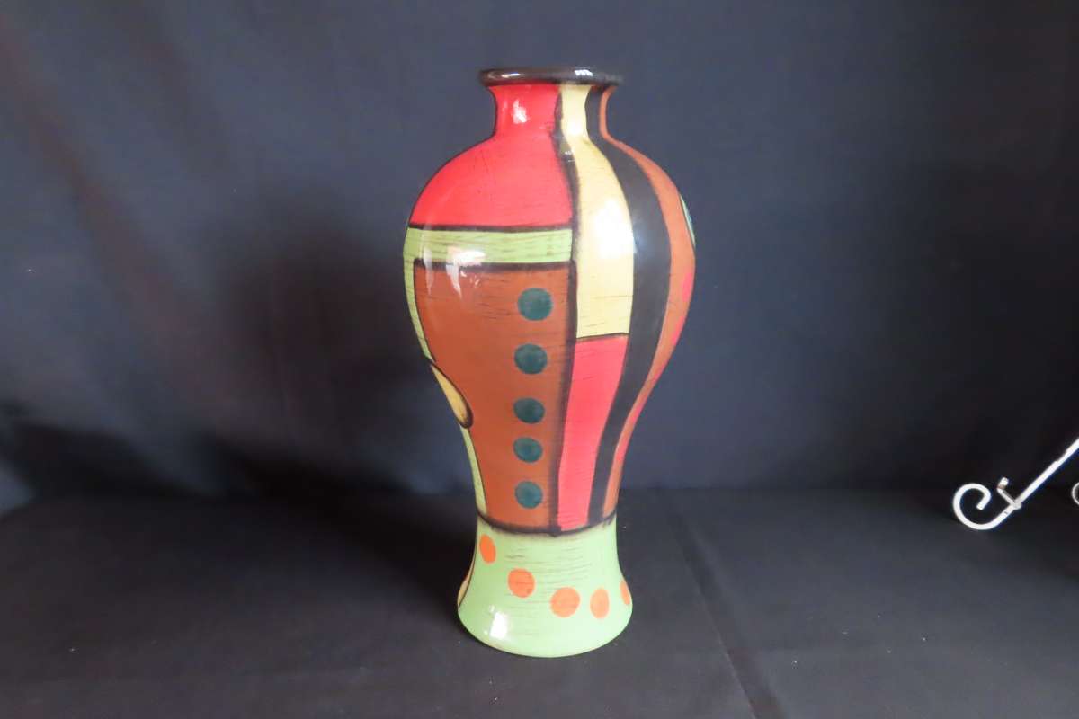 Art Deco Vase.