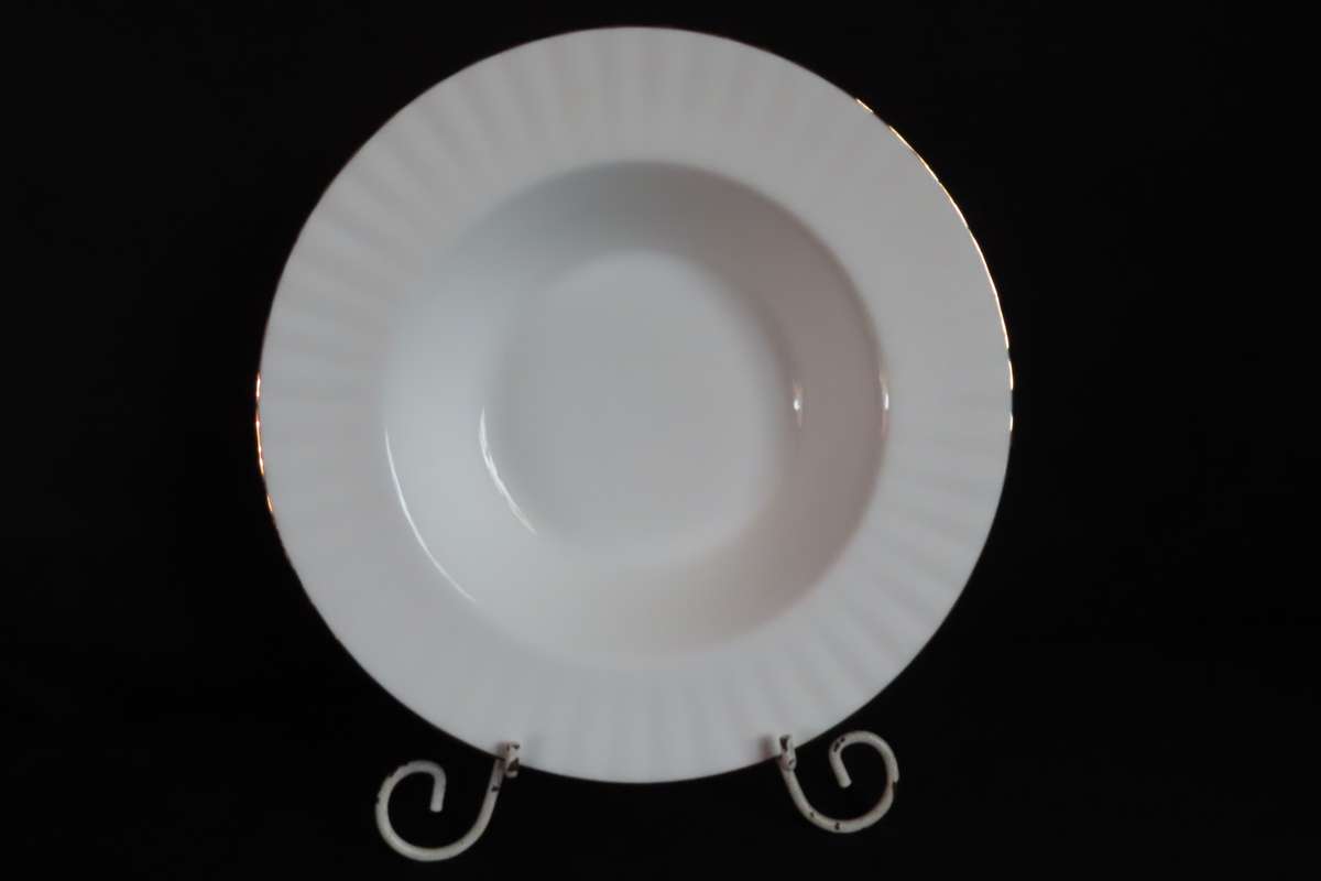 Royal Albert Val D'or Soup Plate.