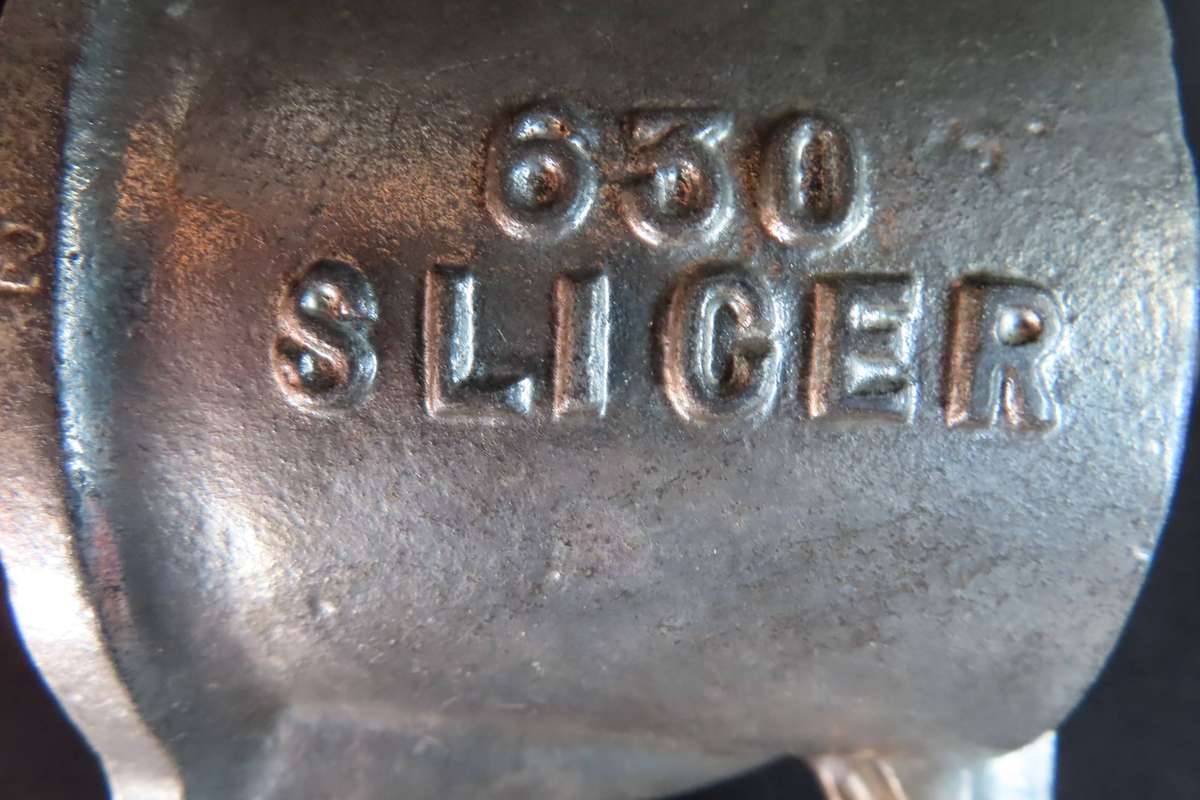 Vintage Spong's 630 Slicer, Grater & Shredder Boxed.