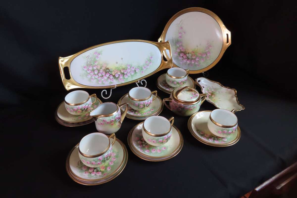 Hutchenreuter Bavaria 23 Piece Hand Painted Tea Set