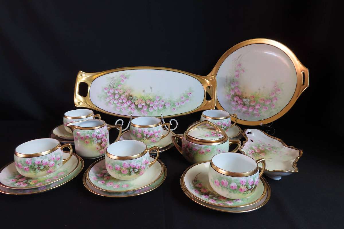 Hutchenreuter Bavaria 23 Piece Hand Painted Tea Set