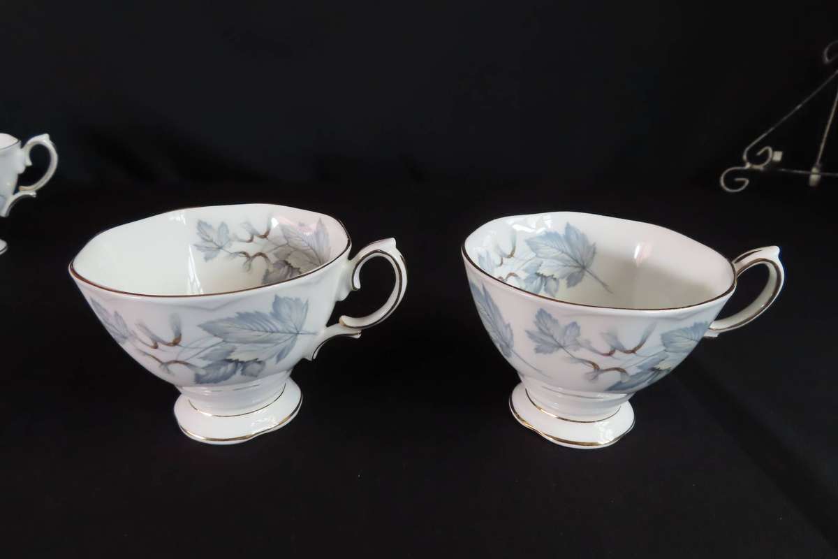 Royal Albert Silver Maple Teacups x 3.