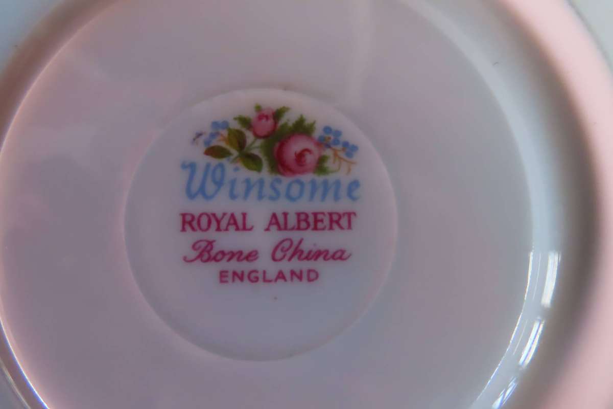 Royal Albert Winsome Saucers x 7