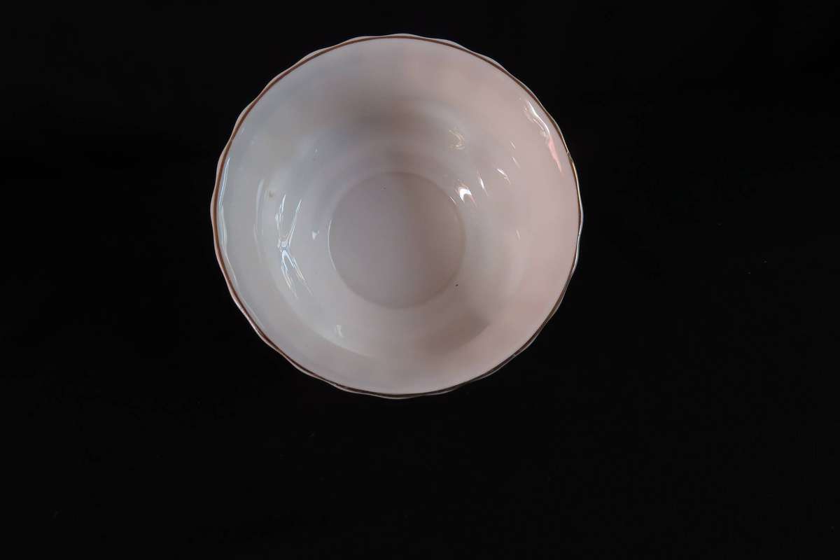 Royal Albert Memory Lane Tea Sugar Bowl. (See description)