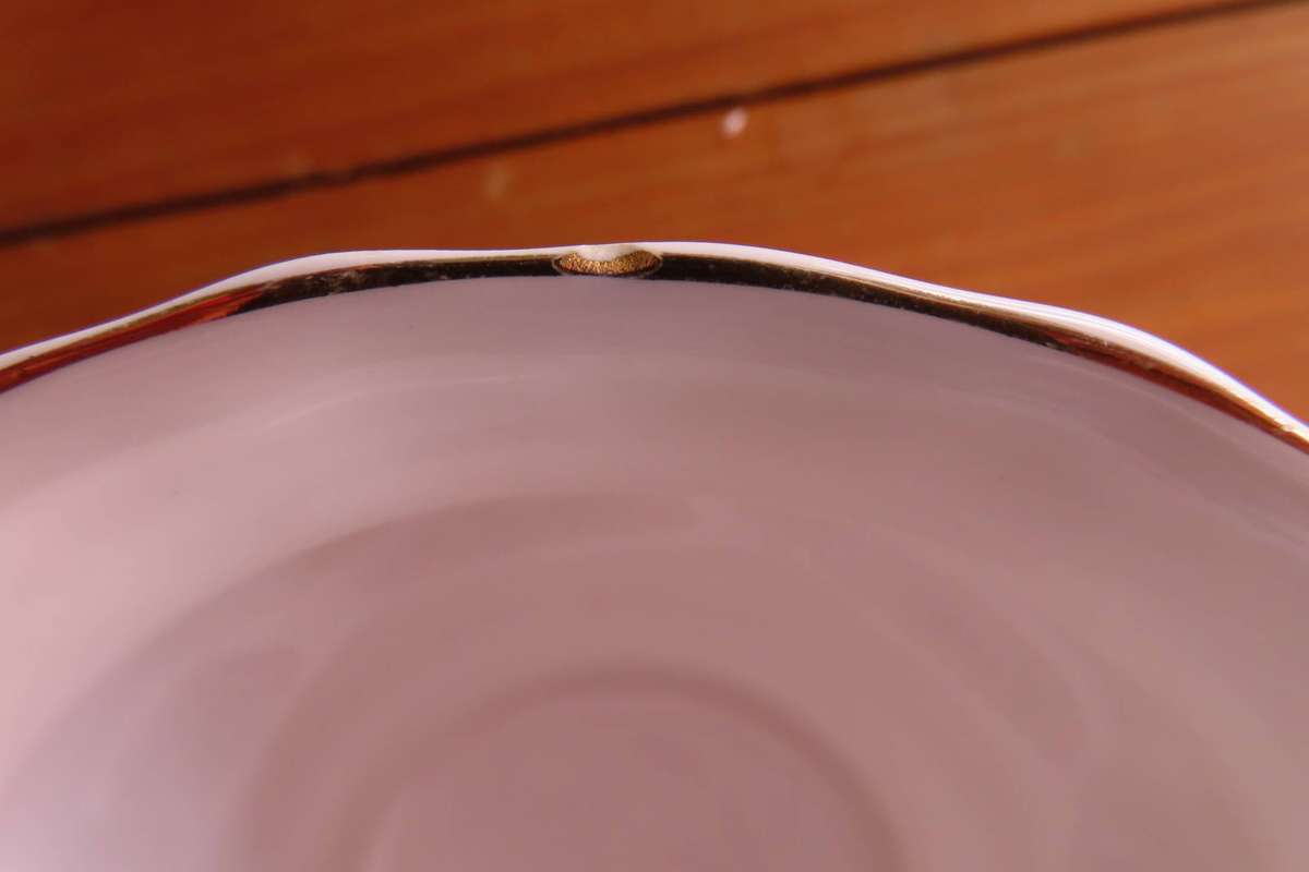 Royal Albert Memory Lane Tea Sugar Bowl. (See description)