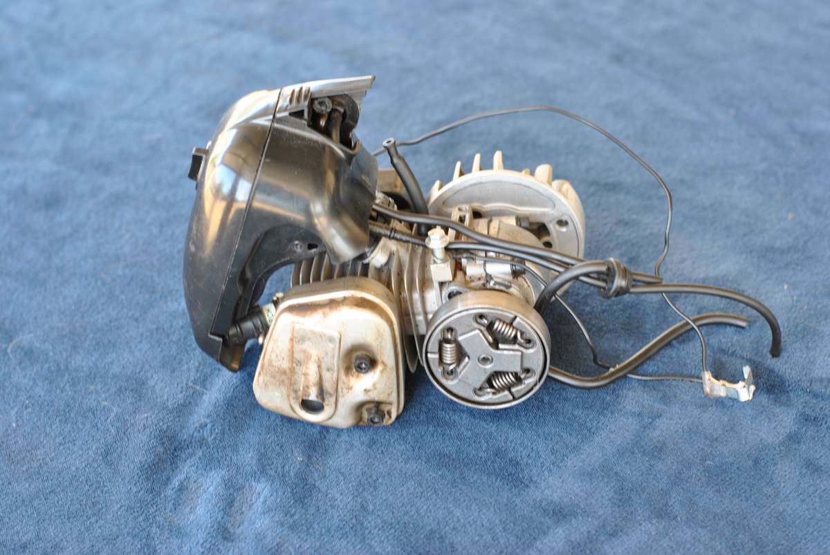 Powerful Two-stroke Chainsaw Engine